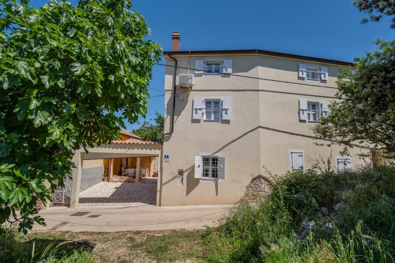 Mediterranes Ferienhaus M. Terrasse Вели-Лошинь Экстерьер фото